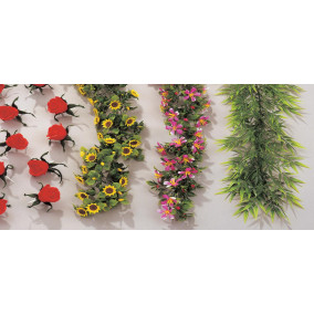 Guirlandes de fleurs et fleurs à piquer